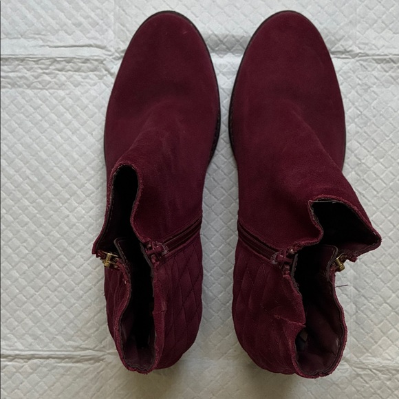 Women's Burgundy Ankle Boots - Picture 1 of 6